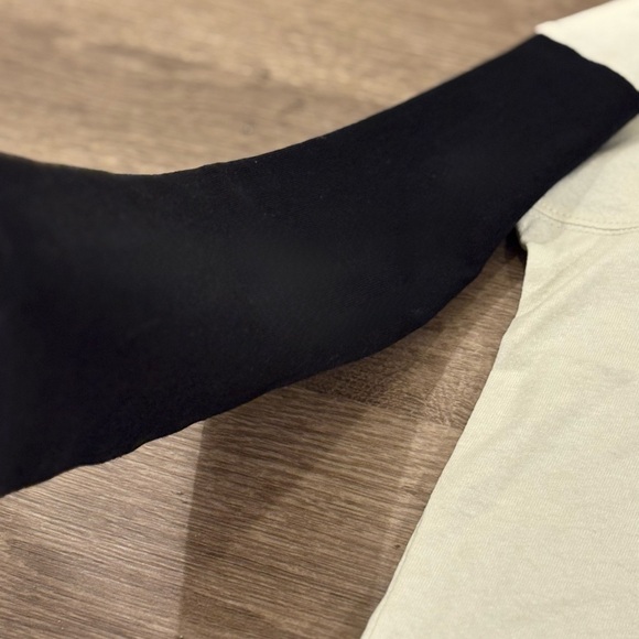 Star Wars: Women of the Galaxy Collection Features –Girls’ Size Large (10–12) - Picture 3 of 10